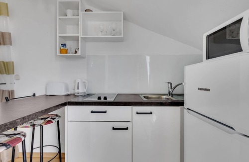 Drasnice Apartment | Apartment for 2 persons + 1 child approx. 45 m² in Drašnice, Dalmatia (Split-Dalmatia County)