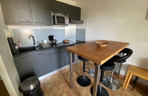 La Franqui Apartment | Apartment for 4 people, near beach, parking, terrace, shops nearby