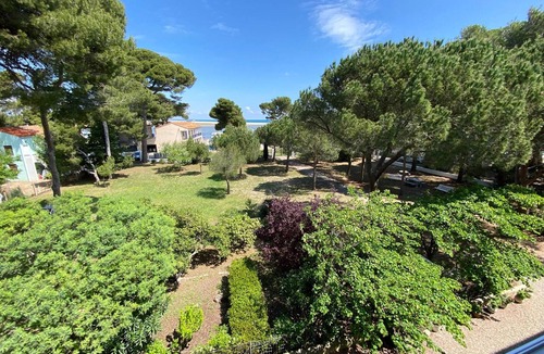 La Franqui Apartment | Apartment for 4 people, near beach, parking, terrace, shops nearby