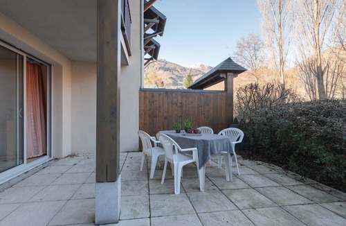 Vielle-Aure Apartment | Apartment for 4, terrace, near slopes - Vielle Aure