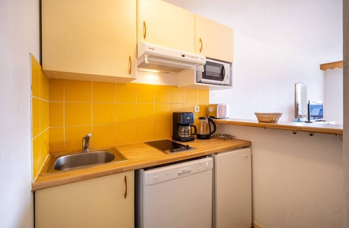 Germ Apartment | Apartment for 6, Balcony, Parking, Pets Allowed