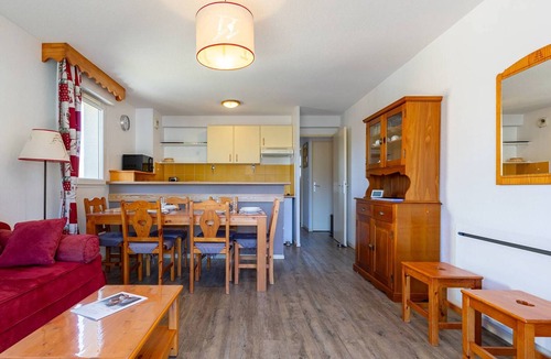 Germ Apartment | Apartment for 8, mountain views, near slopes
