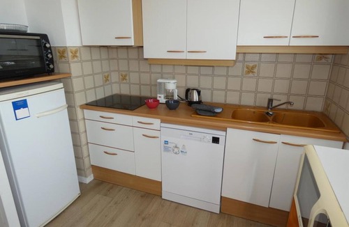 Notre-Dame-de-Monts Apartment | Apartment for 6 people, 10m from beaches, pets allowed, parking