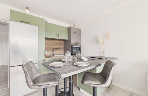 Saint-Brevin-les-Pins Apartment | Apartment for 3, 100m from the beach