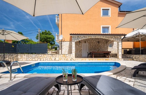 Vinez Apartment | Apartment Fortuna 1 by Interhome