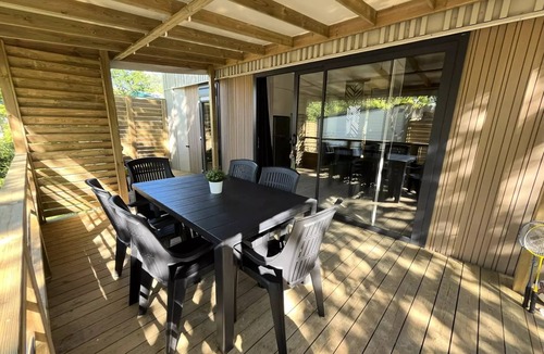 Aubigny-les-Clouzeaux House | Apartment