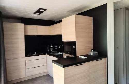 Savignac-les-Ormeaux Ski Chalet | Apartment