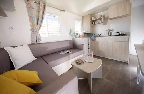 Balleroy House | Apartment