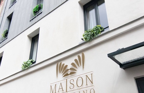 Billancourt–Rives de Seine Apartment | Apartment-Deluxe-Wet room-City view