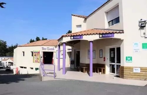 La Chaize-Giraud House | Apartment