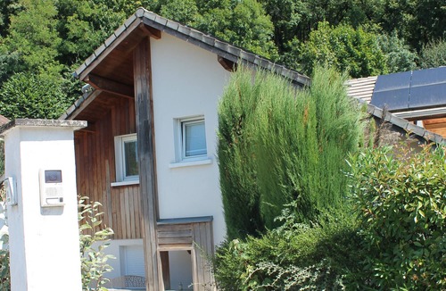 Aix-les-Bains Apartment | Apartment 'Au Cœur De La Riviera Des Alpes' with Lake View, Shared Pool and Wi-Fi