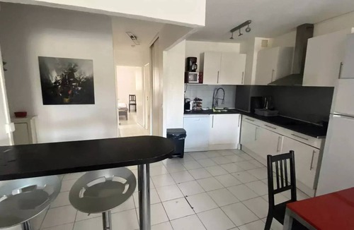 Le Port Apartment | Apartment