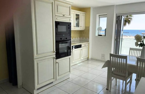La Jetee Apartment | Apartment