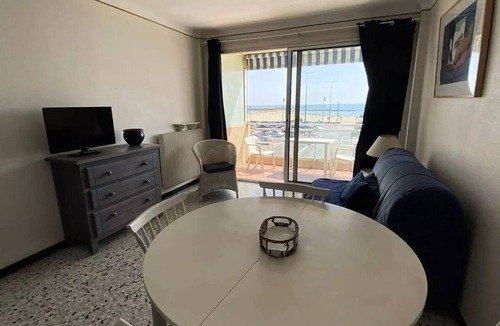Le Port Apartment | Apartment