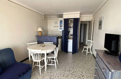 Le Port Apartment | Apartment