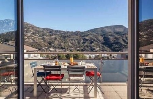 Carros Apartment | Apartment