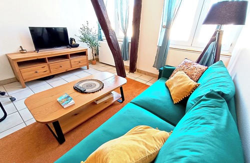 Chalons-en-Champagne Apartment | Apartment 7 - Cozy, near the train station and downtown, free parking