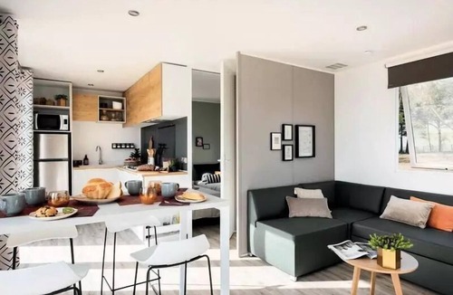 Chastanier House | Apartment