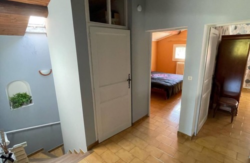 Courthezon Apartment | Apartment