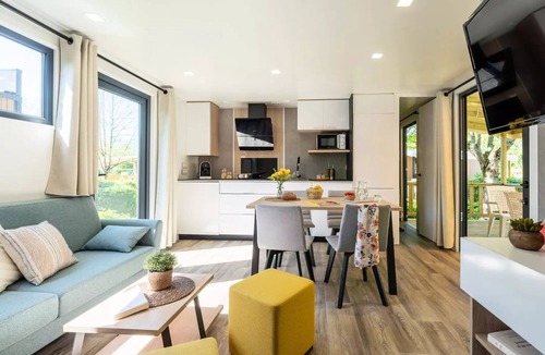 Crecy-la-Chapelle House | Apartment