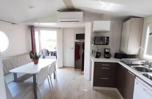 Flagnac House | Apartment