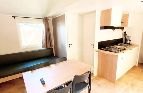 Saint-Maximin House | Apartment