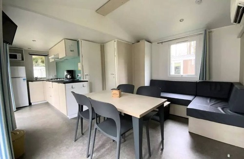 Saint-Maximin House | Apartment