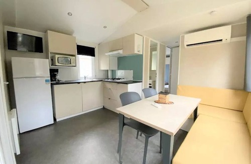 Saint-Maximin House | Apartment