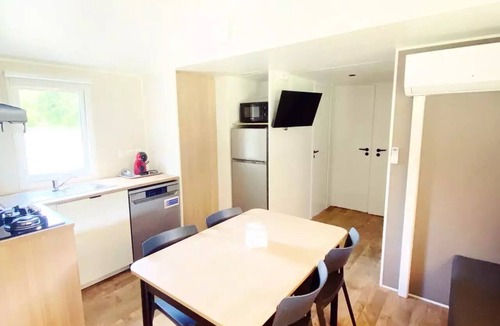 Saint-Maximin House | Apartment