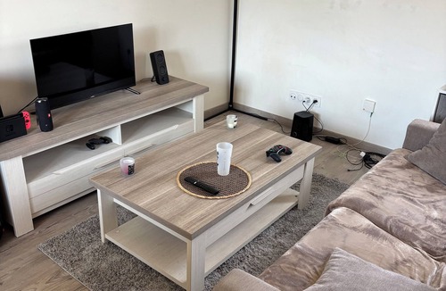 Grigny Apartment | Apartment