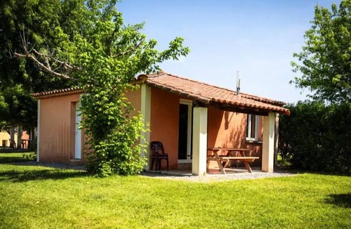 Grospierres Villa | Apartment