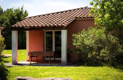 Grospierres Villa | Apartment