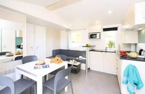 Herpelmont House | Apartment