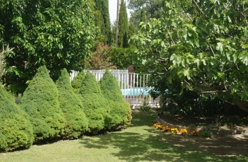 Caumont-sur-Durance Apartment | Apartment Haider by Interhome