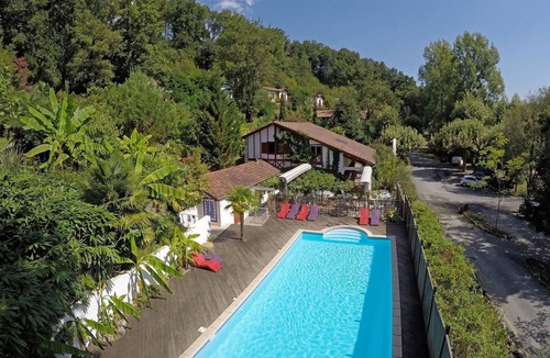 La Bastide-Clairence Apartment | Apartment in Basque Country with Pool Access