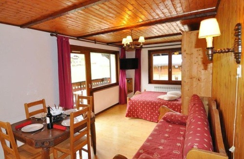 La Chapelle-d'Abondance Apartment | Apartment L'Echo de la corne by Interhome