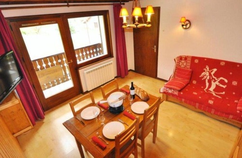 La Chapelle-d'Abondance Apartment | Apartment L'Echo de la corne by Interhome