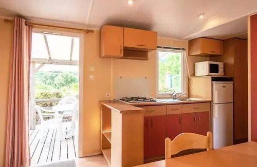 Landevieille House | Apartment