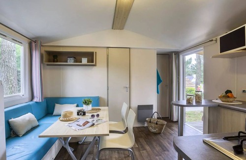 Landevieille House | Apartment