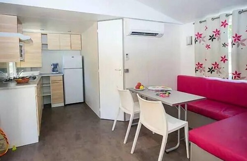 Landevieille House | Apartment