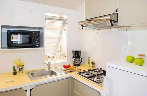 Landevieille House | Apartment