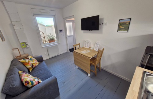 Les Martres-de-Veyre Apartment | Apartment F2 5A