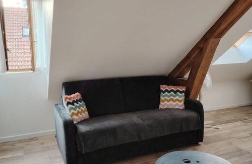 Montereau-Fault-Yonne Apartment | Apartment with double bed, sofa bed, bathroom and kitchen