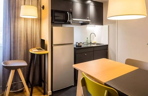 Aiguerelles Apartment | Apartment