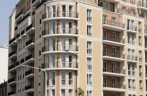 Montrouge Apartment | Apartment