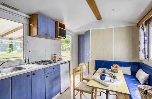 Nesles-la-Vallee House | Apartment
