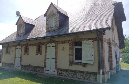Neuvy-sur-Barangeon Villa | Apartment