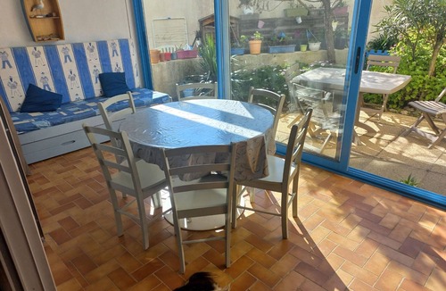 Noirmoutier-en-l'Ile Apartment | Apartment in Noirmoutier, near beach, pets allowed, parking
