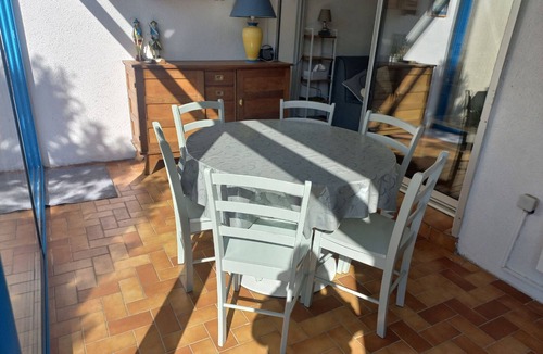 Noirmoutier-en-l'Ile Apartment | Apartment in Noirmoutier, near beach, pets allowed, parking