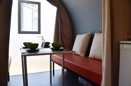Palau-del-Vidre House | Apartment